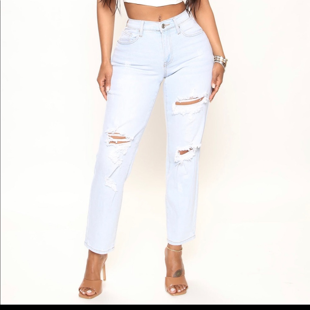 Boyfriend Jeans. NWT. Size 11.